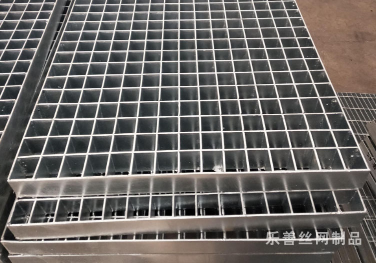 热镀锌钢格板的表面粗糙问题如何解决