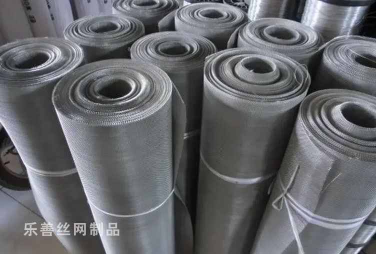 高目数的不锈钢网可应用到过滤筒和过滤网片等